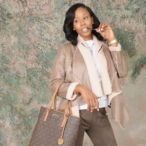 Meet your Posher, Desirèe